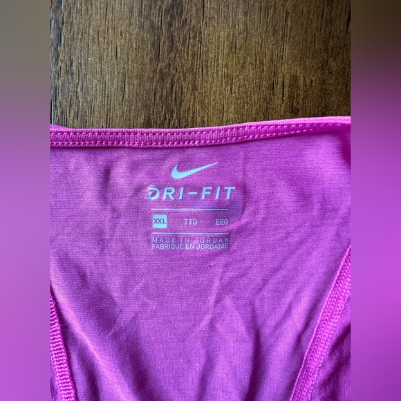 Women's Pink Nike Top- size XXL - Picture 3 of 8